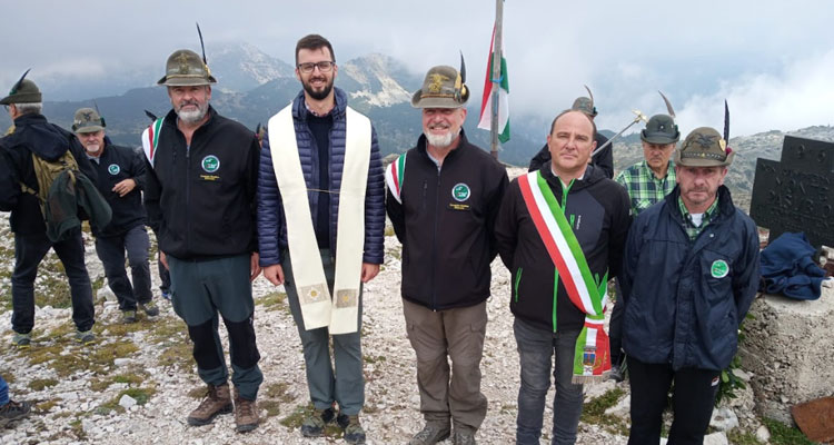 Commemorazioni  90alpini